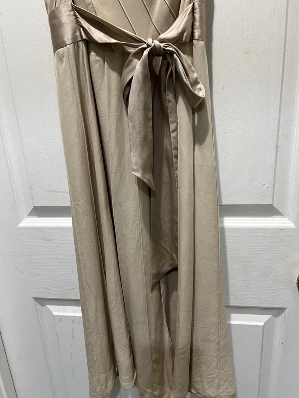 Ellen Tracy Cream V-Neck Wrap Midi Dress - Picture 6 of 6